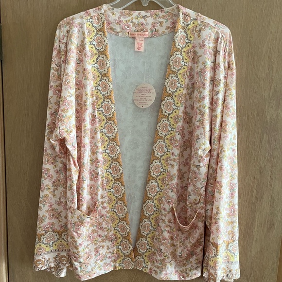 Power 2 The Flower (P2F) Other - Bohemian Power 2 The Flower Floral Cardigan Style Swim Cover Up / Robe